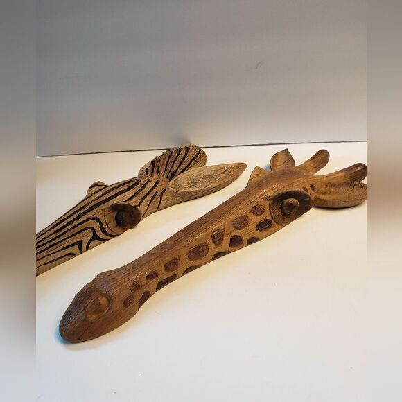 Toscano Giraffe & Zebra Wall Hangings - Picture 3 of 11